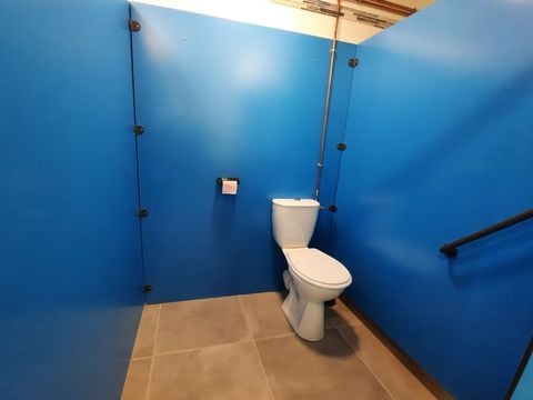 Village Chalets - Le Rû Du Pré - Camping Yonne