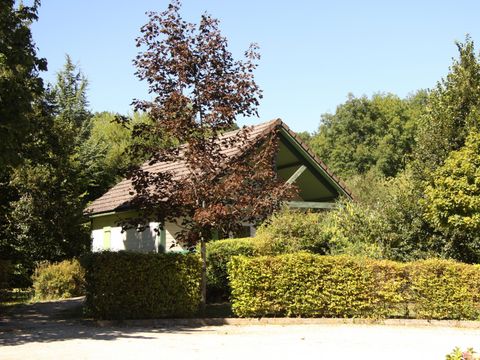 Village Chalets - Le Rû Du Pré - Camping Yonne - Image N°13