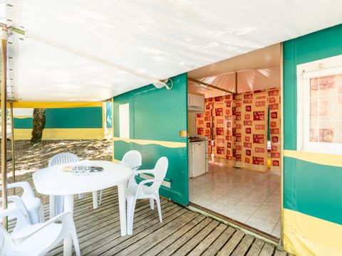 Bungalow toilé 5 personnes - 25 m²