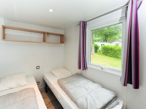 MOBILHOME 4 personnes - Mobil-home Morgane Premium 33m² (2 chambres) + terrasse couverte 4 pers