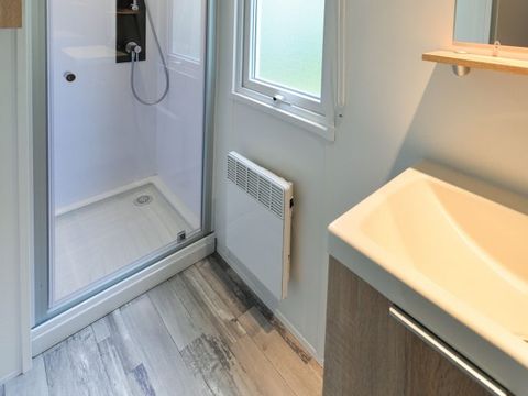 MOBILHOME 4 personnes - Mobil home Arthur Confort 29m² (3 chambres) + terrasse semi-couverte 4/6 pers