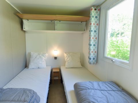 MOBILHOME 4 personnes - Mobil-home Perceval Standard 29m² (2 chambres) + terrasse couverte + TV