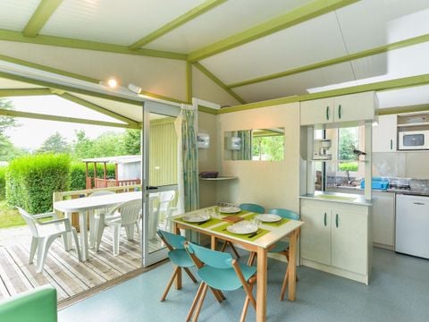 Chalet 5 personnes - Chalet Standard 25m² (2 chambres ) + terrasse couverte 5 pers( 2 adultes max)