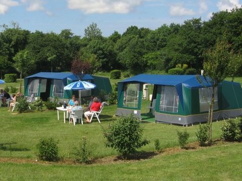 BUNGALOW TOILÉ 6 personnes - Tente de luxe BT, 2 cabines sans sanitaires
