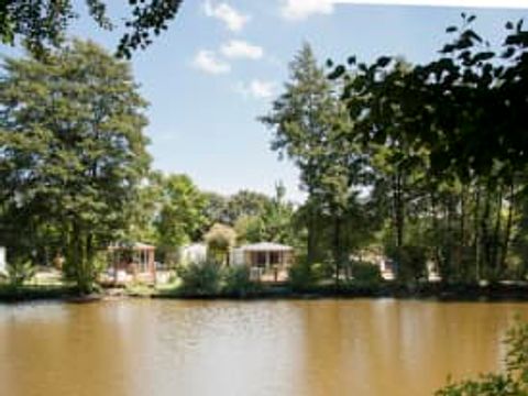 MOBILHOME 4 personnes - Pêcheur