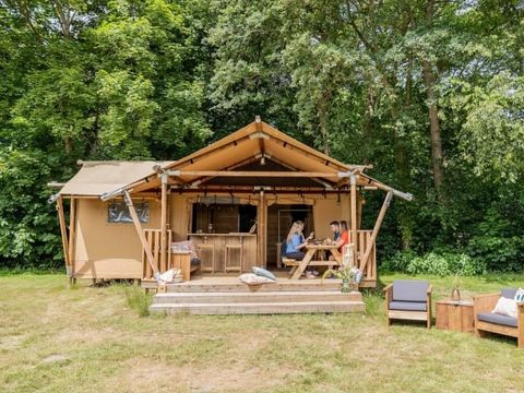 TENTE TOILE ET BOIS 5 personnes - Loubine