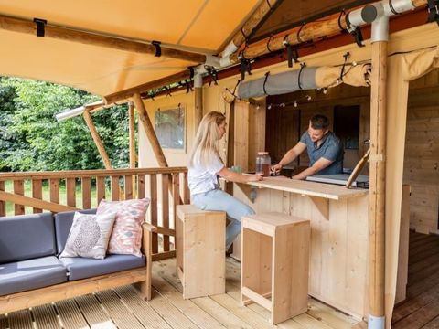 TENTE TOILE ET BOIS 5 personnes - Loubine