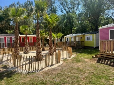 MOBILHOME 4 personnes - PIKI LODGE- 2 chambres 1 salle de jeux  Clim TV LV