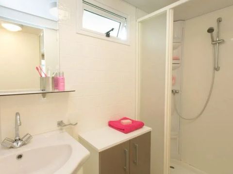 MOBILHOME 6 personnes - Mobil-home | Classic | 3 Ch. | 4/6 Pers. | Terrasse surélevée | Clim.