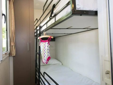 MOBILHOME 6 personnes - Mobil-home | Classic | 3 Ch. | 4/6 Pers. | Terrasse surélevée | Clim.