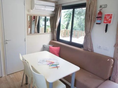 MOBILHOME 4 personnes - Mobil-home | Comfort | 2 Ch. | 4 Pers. | Terrasse surélevée | Clim.