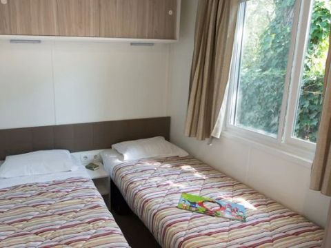MOBILHOME 4 personnes - Mobil-home | Comfort | 2 Ch. | 4 Pers. | Terrasse surélevée | Clim.