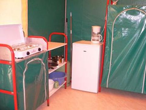 BUNGALOW TOILÉ 4 personnes - 16 m2 sans sanitaires