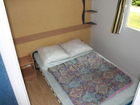 MOBILHOME 4 personnes - MH2 20 m² pas de terrasse - (lits: 1gd + 2 pts superposés)
