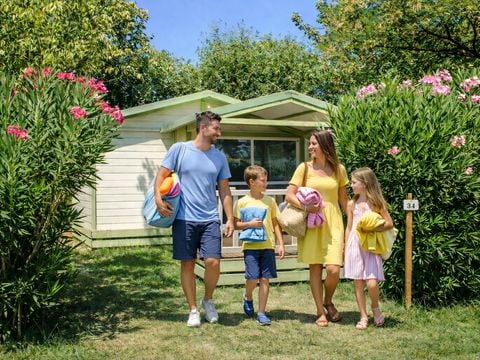 CHALET 5 personnes - BOIS avec terrasse