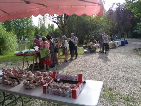 Camping Le Plan d'eau St Charles - Camping Tarn