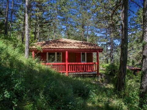 CHALET 5 personnes - Chalet Confort Authentik 34m² - 2 chambres + Terrasse couverte - 5/7 pers