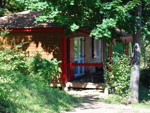 CHALET 5 personnes - Chalet Confort Authentik 34m² - 2 chambres + Terrasse couverte - 5/7 pers