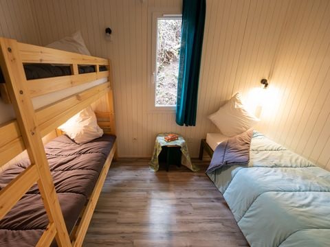 CHALET 5 personnes - Chalet Confort Authentik 34m² - 2 chambres + Terrasse couverte - 5/7 pers