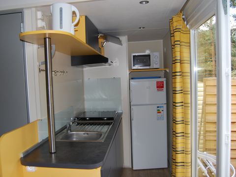 MOBILHOME 4 personnes - Mobil-home Standard Cocoon 28m² - 2 chambres + Terrasse avec parasol - 4 pers