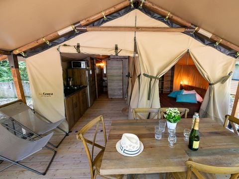TENTE TOILE ET BOIS 4 personnes - Lodge Insolite Pinède 34 m² - 2 chambres + Terrasse couverte + Plancha - 4/5 pers