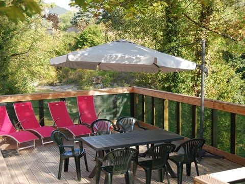 MOBILHOME 4 personnes - Mobil-home Premium Riviera 28m² proximité rivière- 2 chambres + Terrasse avec parasol - 4 pers