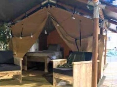 TENTE TOILE ET BOIS 2 personnes - Lodge Insolite Bivouac (sans sanitaires, sans cuisine) (1ch- 1/2pers) 1/2 pers