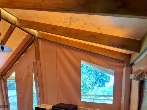 Hébergement 5 personnes - Cabane vue mer