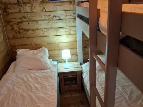 HÉBERGEMENT INSOLITE 5 personnes - LODGE AVENTURE 