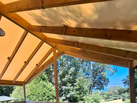 Hébergement 5 personnes - Cabane vue mer
