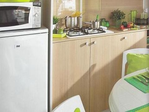 Bungalow toilé 4 personnes - Tit Home