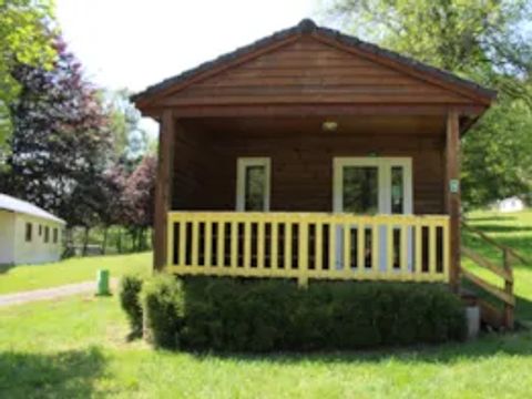 Chalet 4 personnes - Arbre : - 2 chambres - / dimanche-dimanche /