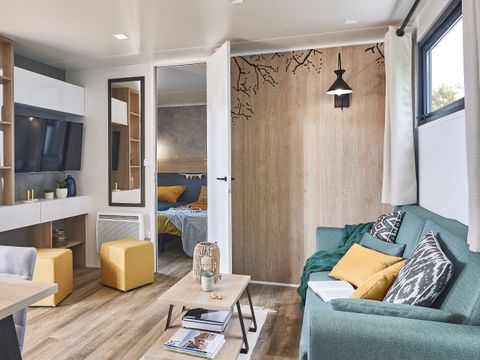 MOBILHOME 4 personnes - Crecy la Chapelle : QUEEN 2 CHAMBRES - 2 SDB - AVEC CLIMATISEUR - DRAPS ET SERVIETTES INCLUS 1/4 pers