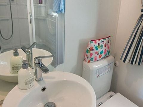MOBILHOME 6 personnes - Comfort | 3 Ch. | 6 Pers. | Terrasse surélevée | 2 SDB | Clim