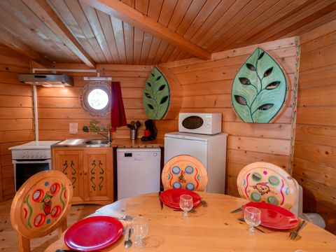 HÉBERGEMENT INSOLITE 6 personnes - Maison Champignon