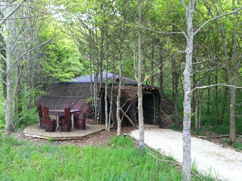 HÉBERGEMENT INSOLITE 8 personnes - Maison des Farfadets 