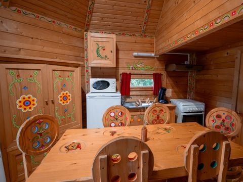 HÉBERGEMENT INSOLITE 6 personnes - Yourte Isba