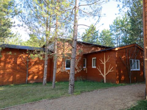 CHAMBRE 4 personnes - Hôtel insolite PMR