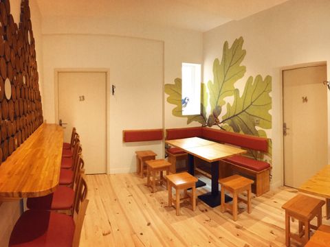 CHAMBRE 4 personnes - Hôtel insolite PMR