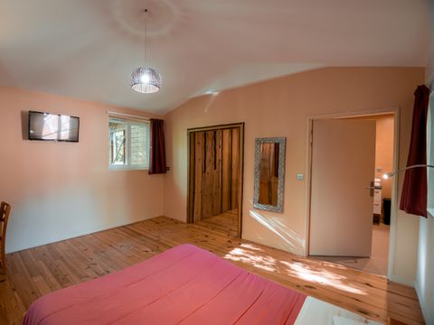 CHAMBRE 4 personnes - Hôtel insolite PMR