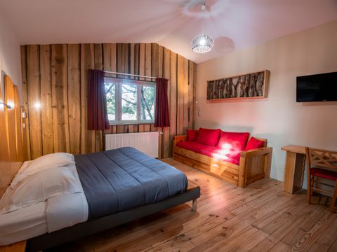 CHAMBRE 6 personnes - Hôtel insolite 