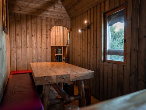 Hébergement 10 personnes - Château dans les branches