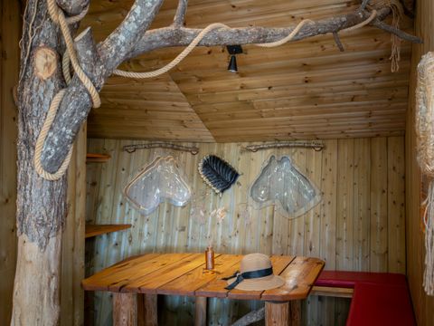 HÉBERGEMENT INSOLITE 4 personnes - Maison dans les branches