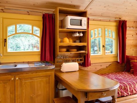 HÉBERGEMENT INSOLITE 5 personnes - Roulotte