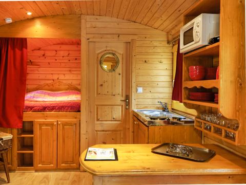 Hébergement 5 personnes - Roulotte