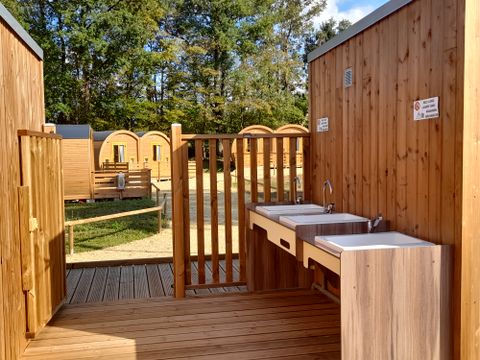 HÉBERGEMENT INSOLITE 7 personnes - Krapahutte PMR