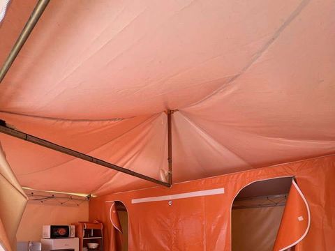 TENTE 4 personnes - Tente Meublée Cyrius 4 Personnes