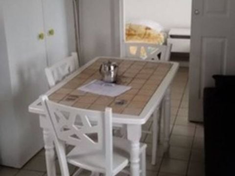 Hébergement 4 personnes - Quilles en l air 3/4
