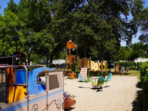 TENTE TOILE ET BOIS 4 personnes - VICTORIA sans sanitaires