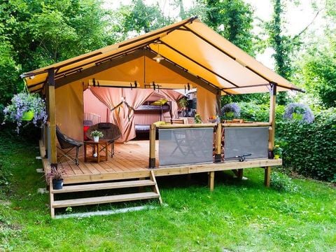 Tente en toile et en bois 4 personnes - VICTORIA sans sanitaires